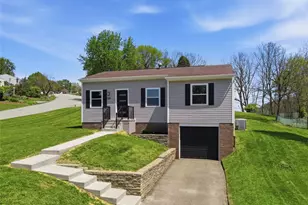 101 Dolomite Dr, Monroeville, PA 15146 - Photo 2