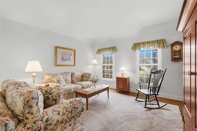 345 Ivy Dr, Pine Township, PA 15044 - Photo 8