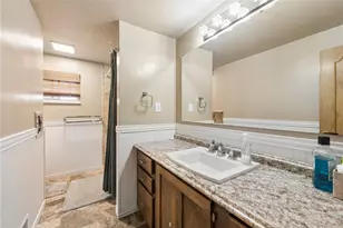 154 Manchester Dr, Irwin, PA 15642 - Photo 14