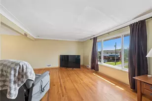 154 Manchester Dr, Irwin, PA 15642 - Photo 6