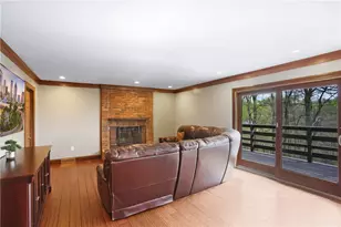 208 Parliament Dr, Moon/Crescent Twp, PA 15108 - Photo 18