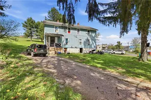 132 Waterloo St, Somerset Township, PA 15541 - Photo 4