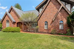 115 Stettler Dr, Jefferson Hills, PA 15025 - Photo 2