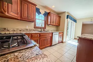 213 Seminole Trail, Center Township, PA 16001 - Photo 12