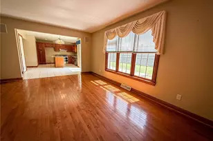 213 Seminole Trail, Center Township, PA 16001 - Photo 6