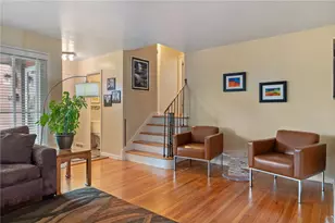 6577 Rosemoor St, Pittsburgh, PA 15217 - Photo 8