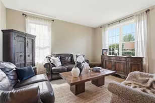 104 Dalliance Ct, Cranberry Township, PA 16066 - Photo 6