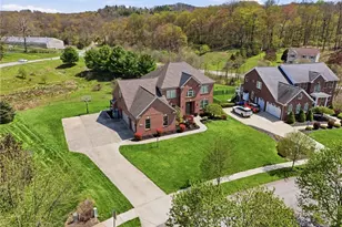 104 Dalliance Ct, Cranberry Township, PA 16066 - Photo 2