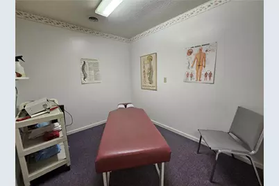 1637 N Main Street Ext, Center Township, PA 16001 - Photo 14