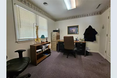 1637 N Main Street Ext, Center Township, PA 16001 - Photo 10