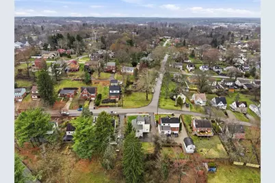 2012 Pleasant St, Bethel Park, PA 15102 - Photo 36