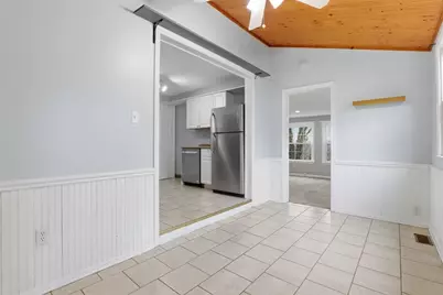 2012 Pleasant St, Bethel Park, PA 15102 - Photo 14