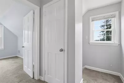 2012 Pleasant St, Bethel Park, PA 15102 - Photo 22