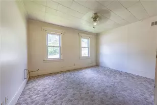 225 Lynn Rd, Brownsville, PA 15417 - Photo 12