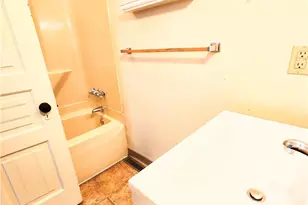 613 Ivy St, Pittsburgh, PA 15232 - Photo 4