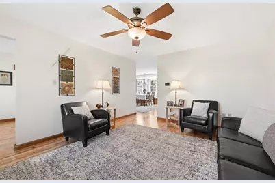 100 Walnut Dr, Robinson Twp, PA 15136 - Photo 8