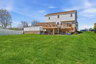 100 Walnut Dr, Robinson Twp, PA 15136 - Photo 44