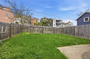 720 Mary St, McKees Rocks, PA 15136 - Photo 2