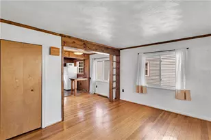 221 E Metzger Ave, Twp of But SE, PA 16001 - Photo 6