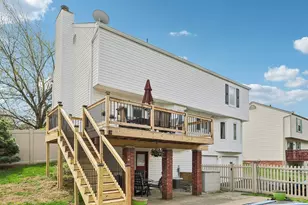 3161 Mohawk Dr, Hampton, PA 15044 - Photo 2