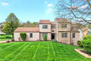 243 Cumberland Dr, Seven Fields Boro, PA 16046 - Photo 2