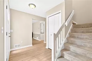 243 Cumberland Dr, Seven Fields Boro, PA 16046 - Photo 6