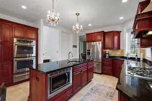 7031 Pinehurst Dr, Collier Township, PA 15142 - Photo 18