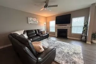 155 Melinda Ct, Sewickley, PA 15143 - Photo 6