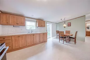 200 Cottage Ln, Forward Township, PA 16033 - Photo 6