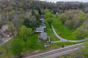 200 Cottage Ln, Forward Township, PA 16033 - Photo 40