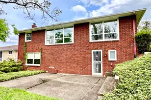 322 Constitution Ave, West Mifflin, PA 15122 - Photo 36