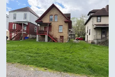 827 Morton St, New Castle, PA 16101 - Photo 2