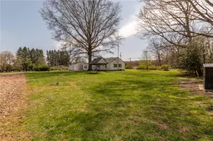 289 Hamburg Rd, Delaware Township, PA 16154 - Photo 32