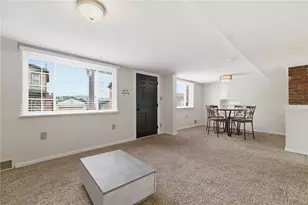 45 Greenbush St, Pittsburgh, PA 15211 - Photo 8