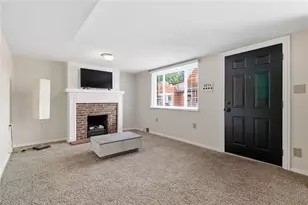 45 Greenbush St, Pittsburgh, PA 15211 - Photo 6