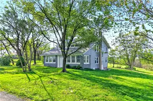 127 Rose Rd, Bullskin Township, PA 15666 - Photo 2