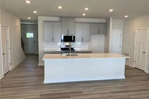 1008 Madisyn Ln, Middlesex Township, PA 16059 - Photo 2