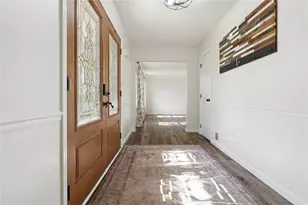 105 Bayberry Ln, Cranberry Township, PA 16066 - Photo 2