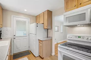 1816 Vollmer Dr, Pittsburgh, PA 15116 - Photo 16