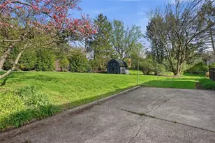 1816 Vollmer Dr, Pittsburgh, PA 15116 - Photo 36