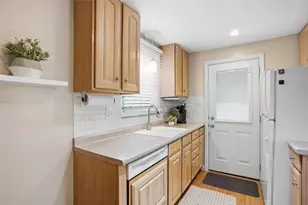 1816 Vollmer Dr, Pittsburgh, PA 15116 - Photo 14