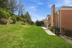 113 Foxwood Dr, Pittsburgh, PA 15090 - Photo 26