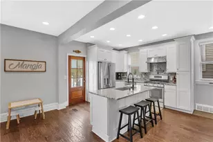 365 Pennsylvania Ave, Oakmont, PA 15139 - Photo 14