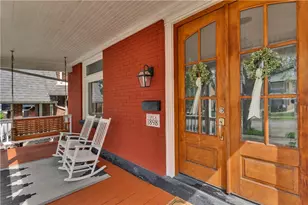 365 Pennsylvania Ave, Oakmont, PA 15139 - Photo 4