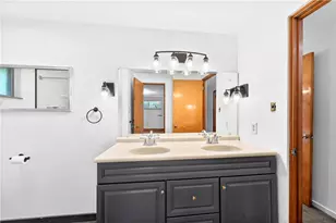 9885 Neuhart Blvd, Pittsburgh, PA 15090 - Photo 20