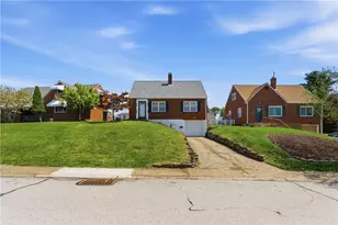 1733 Harcor Dr, Pittsburgh, PA 15226 - Photo 2