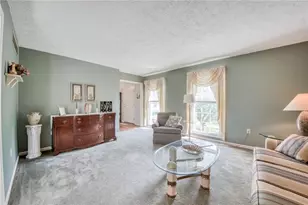2042 Canyon Dr Extension, Kennedy Township, PA 15136 - Photo 18