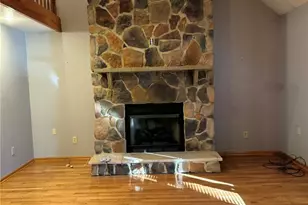 30 Summit St, Clarksville, PA 15322 - Photo 4