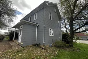 1658 Pitt St, Jennerstown Boro, PA 15547 - Photo 2