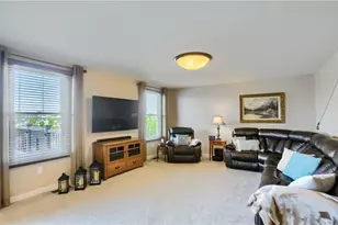 135 Springhill Dr, North Fayette, PA 15071 - Photo 10
